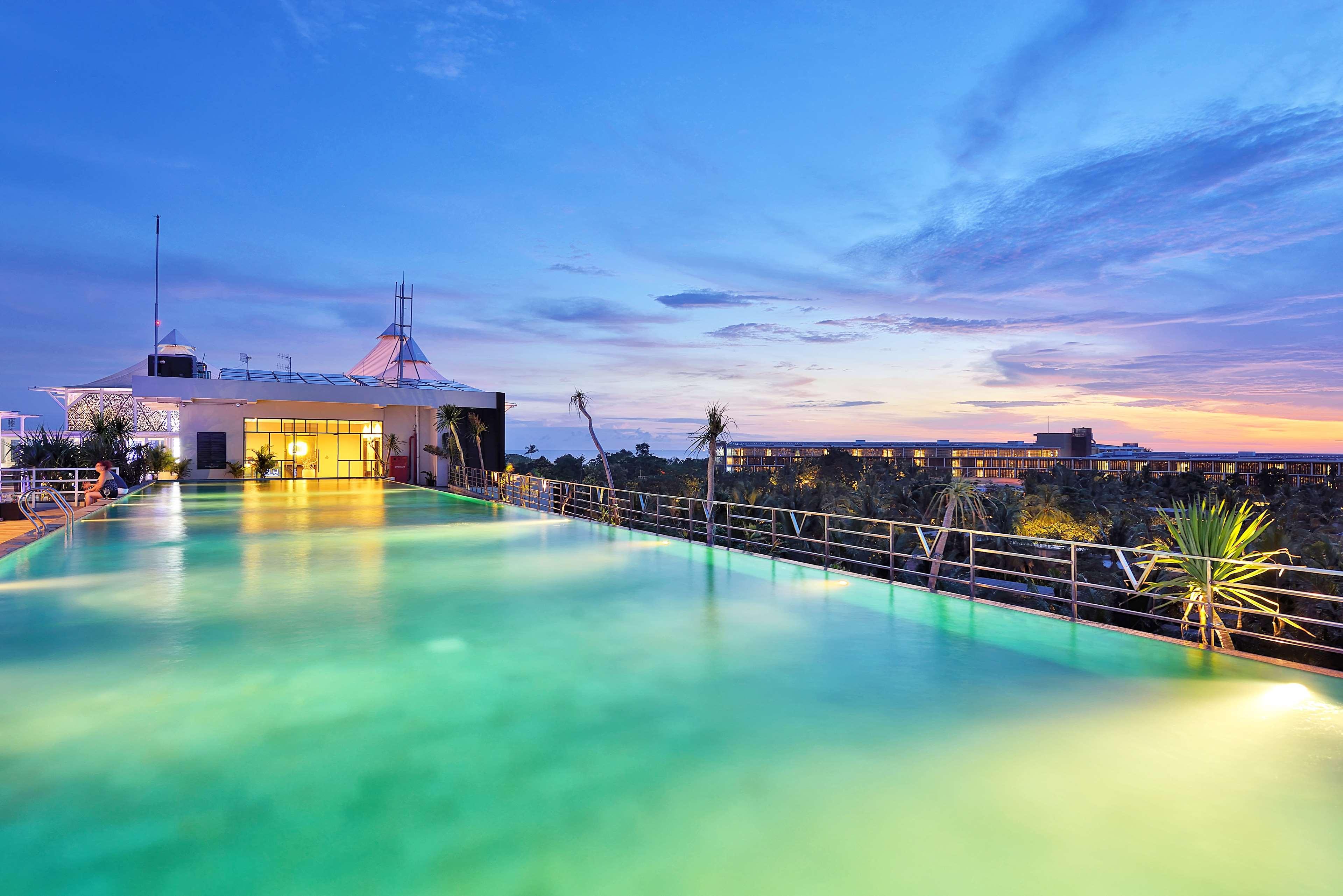 De Vins Sky Hotel Seminyak Kültér fotó