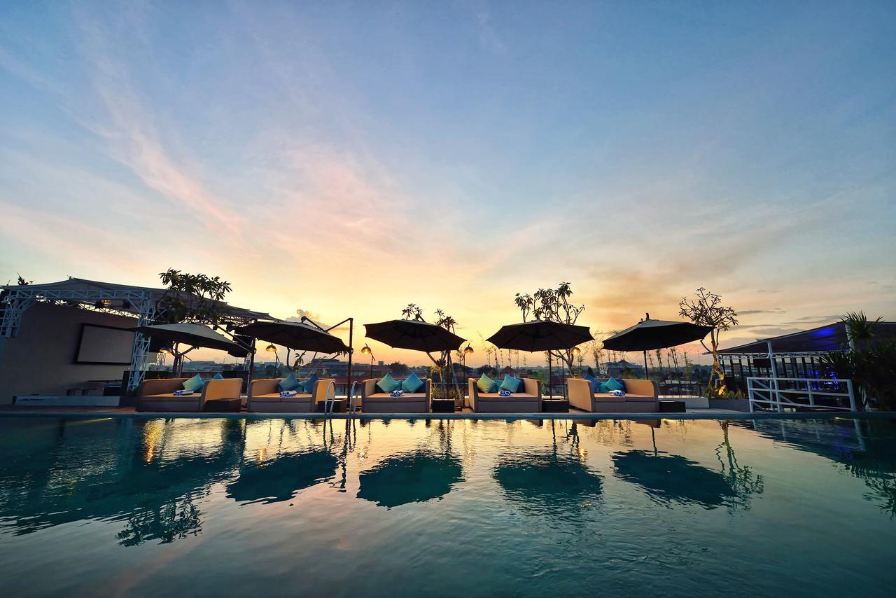 De Vins Sky Hotel Seminyak Kültér fotó